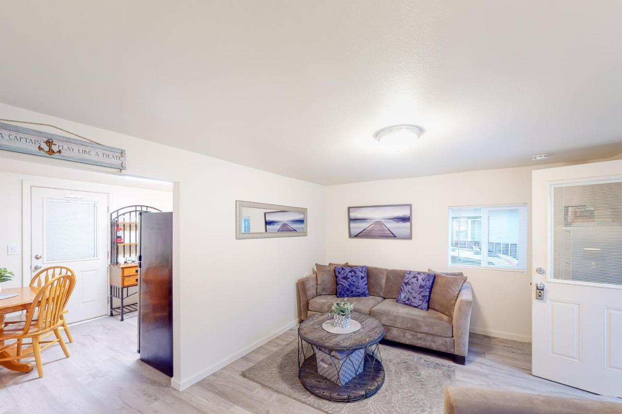 Dna Tiny Beach House Reedsport Exterior foto